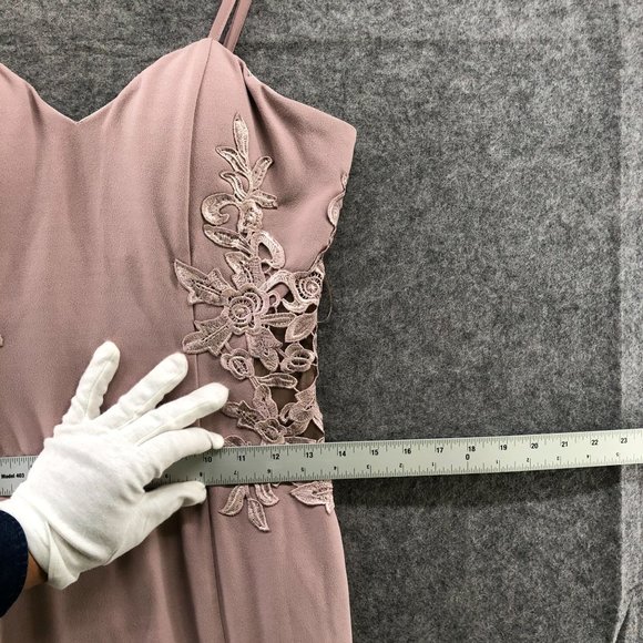 NWT Maniju Dress Split Side Leg Mauve Embroidered Crochet Side Sweetheart Sz M - Picture 10 of 12